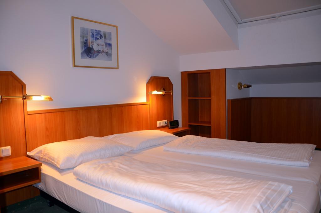 Hotel Haus Am Park Bad Homburg vor der Höhe Eksteriør bilde